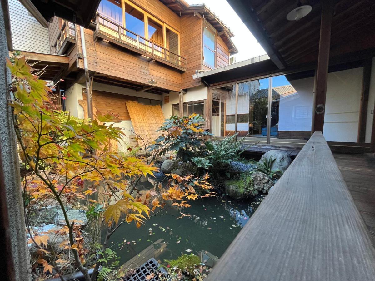 Only One Group Stays Per Day -Tenmaya-家族や仲間と貸し切りゲストハウス 天満屋 Nakatsugawa Exteriör bild